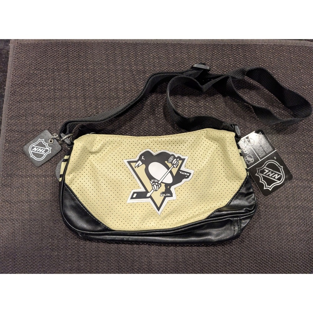 Official NHL Pittsburgh Penguins Crossbody Bag Black Gold NWT